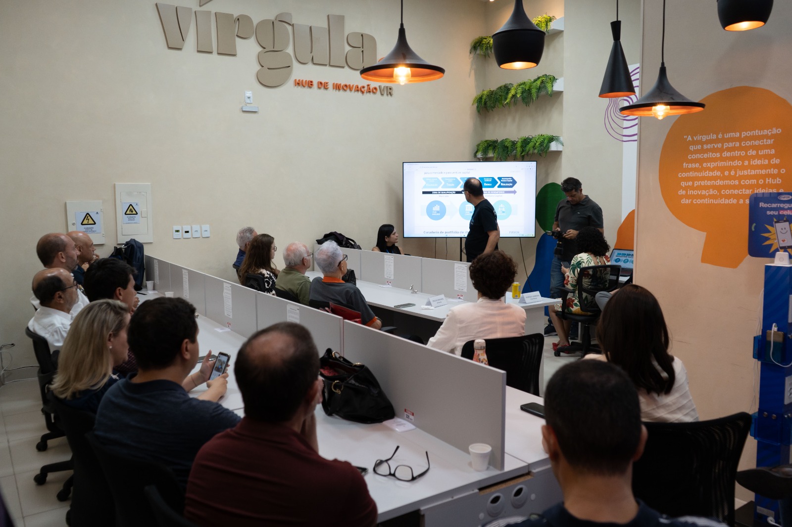 'Vírgula, Hub de Inovação' de Volta Redonda conclui ciclo de capacitação de oito startups